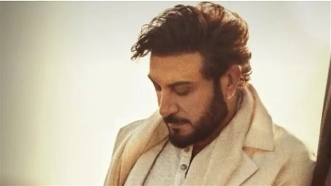 ساعة ماجد المهندس.. من هو فهد بن شليل المتصدر لحديث المنصات الاجتماعية؟